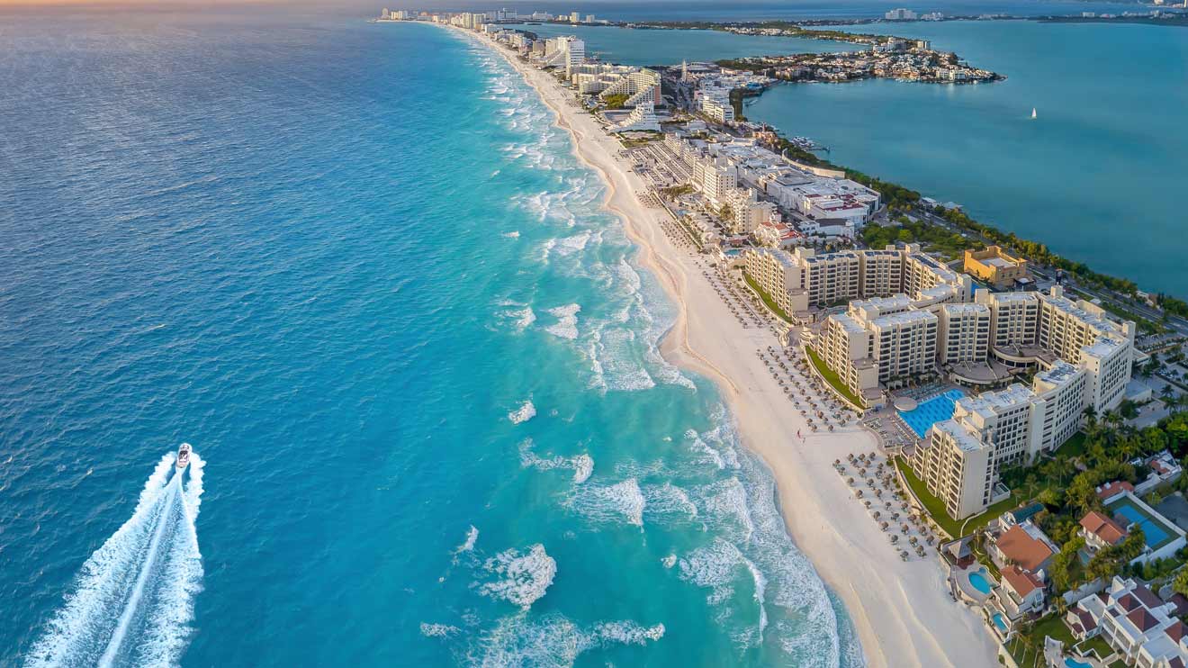 CANCUN | Expedia